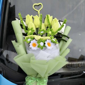 Green Serenity Heart Bouquet
